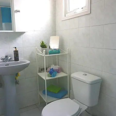 Dhekelia Seaview Apartment *
